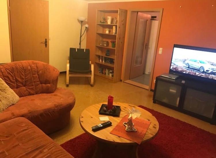 Gemuetliche 3 Raum Wohnung Im Dachgeschoss Ehrenfriedersdorf ภายนอก รูปภาพ
